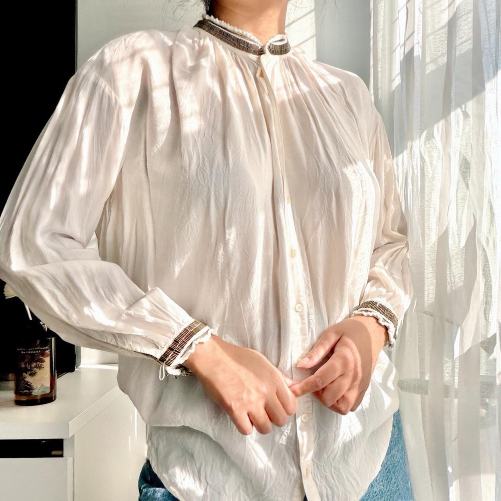 H&M Cream Button-Front Long-Sleeve Blouse with Trimmed Cuffs